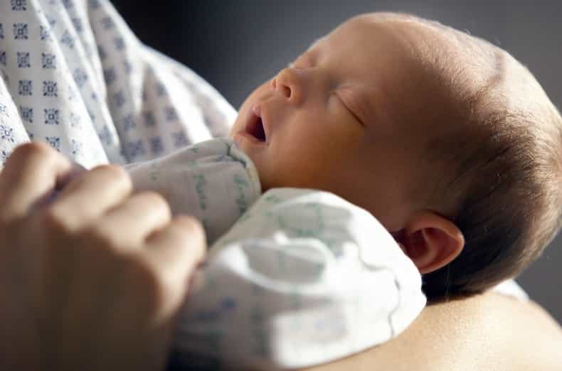 STUDY: Women in labour feel more pain when their partner is present (hint, hint)