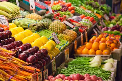 These are the best foods for anti-aging, according to a dietician