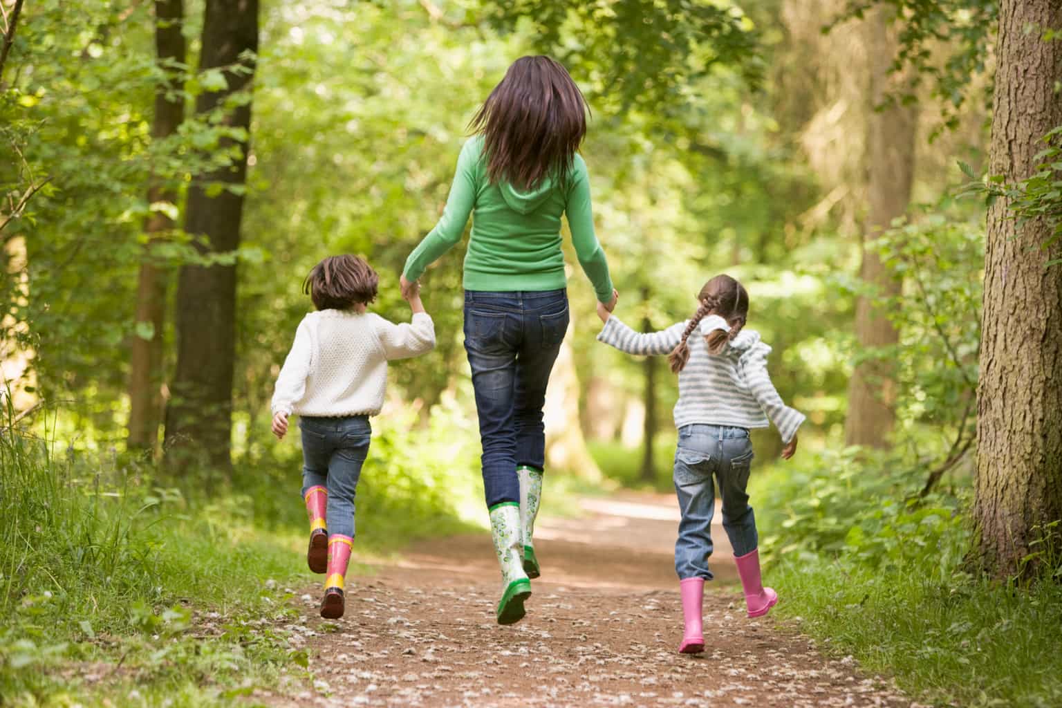 The great babysitting debate: Being ‘the cool auntie’