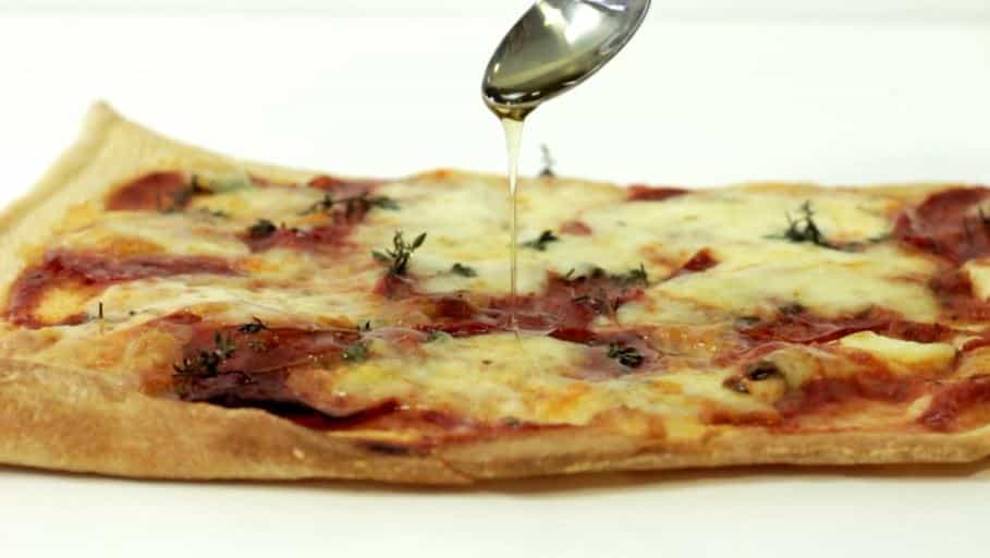 COOK: Homemade chorizo and mozzarella pizza – in minutes