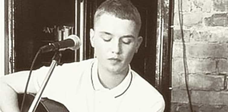 This handsome guitar-playing model is set for fame himself, but who are his famous parents?