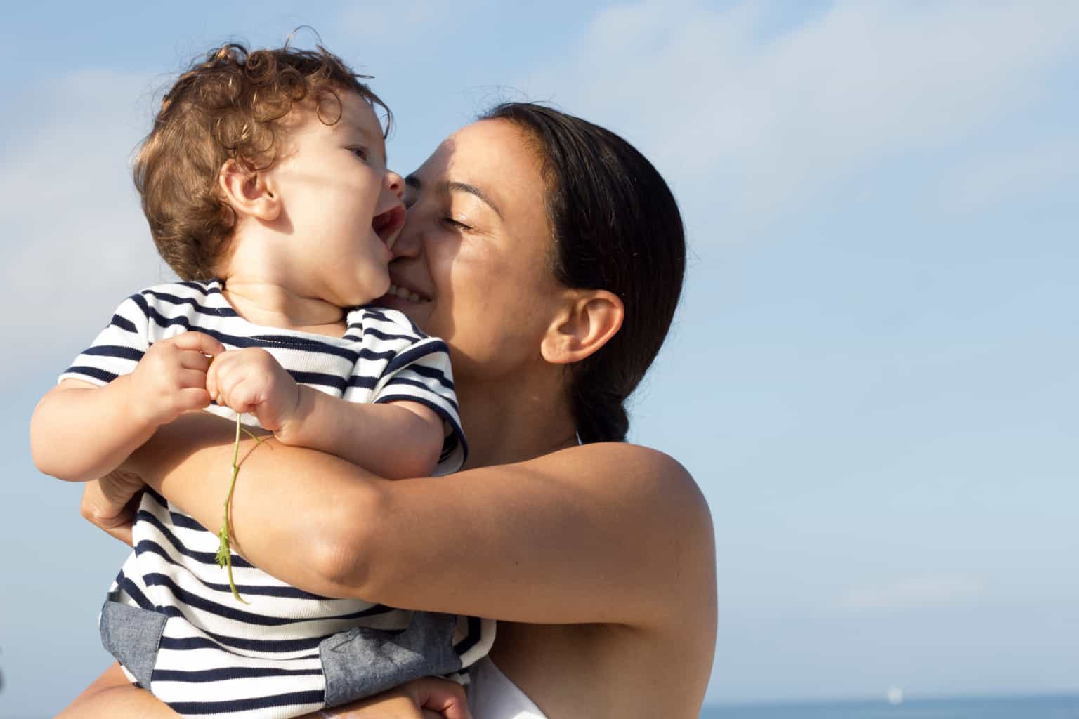 10 mildly ridiculous things new parents end up doing