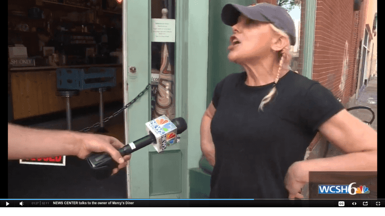 Restaurant owner screaming at child divides the Internet