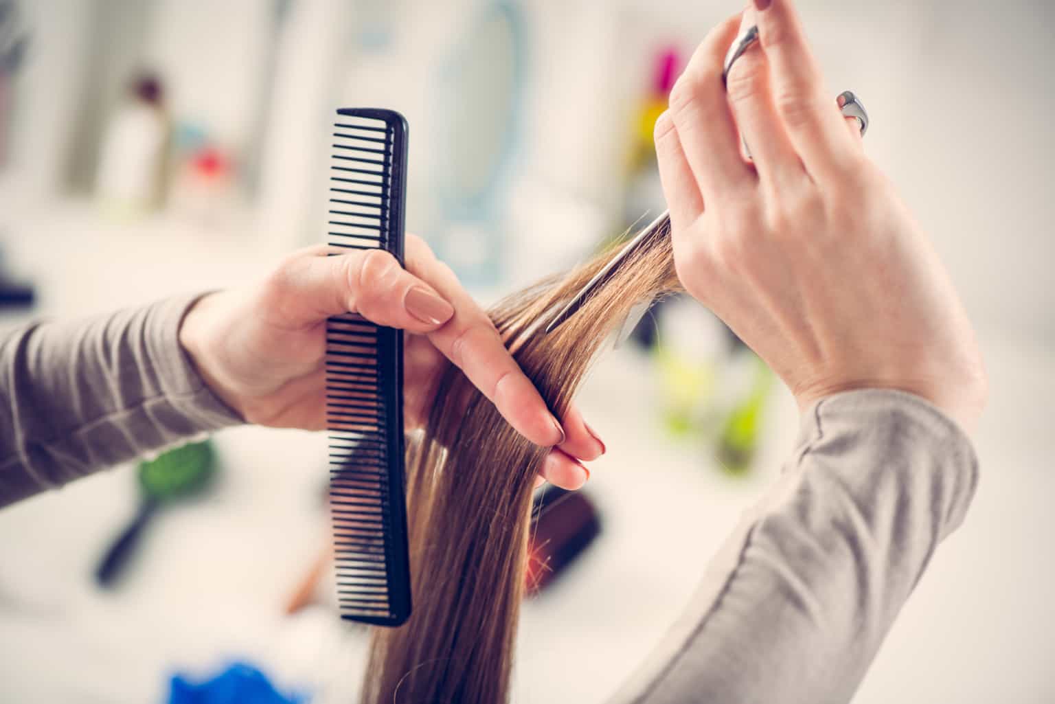 This 3-second trick will let you see if short hair will suit you