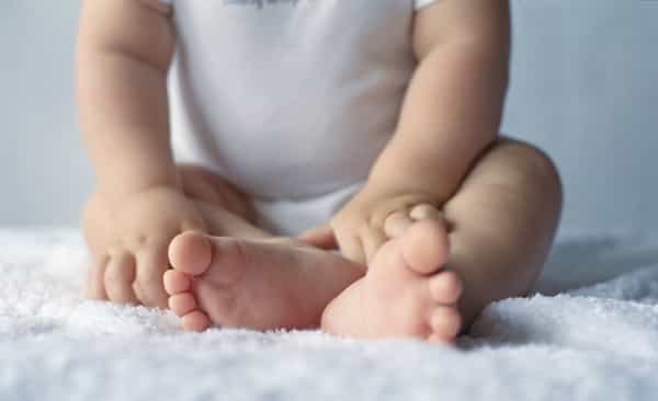 Canadian athlete lets Twitter name her baby