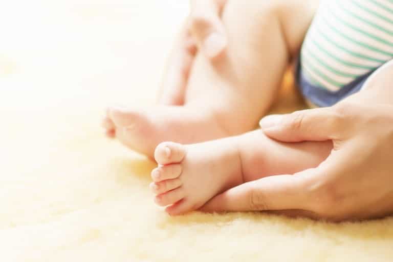 Grieving US mother launches campaign for longer maternity leave Grieving US mother launches campaign for longer maternity leave