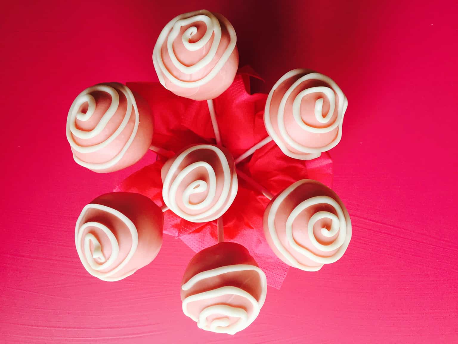 RECIPE: Add a splash of colour to any party with these gorgeous cake pops