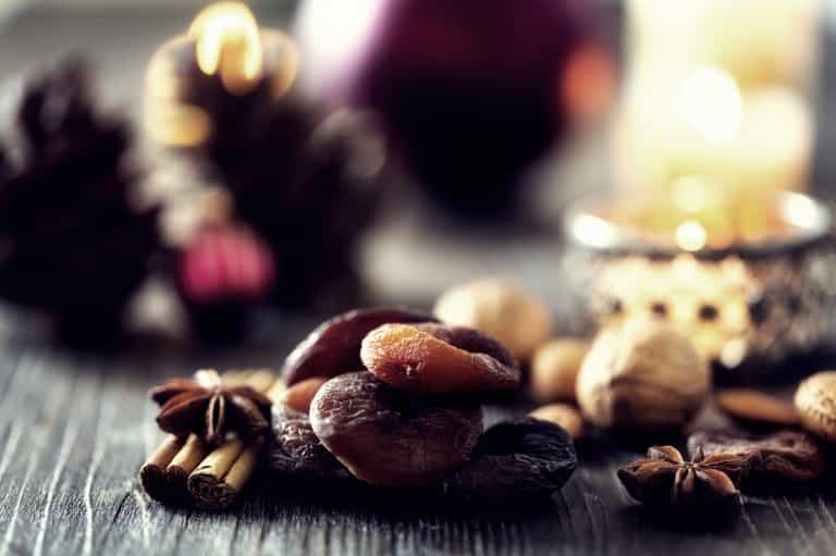 7 ways to keep a healthy balance this Christmas