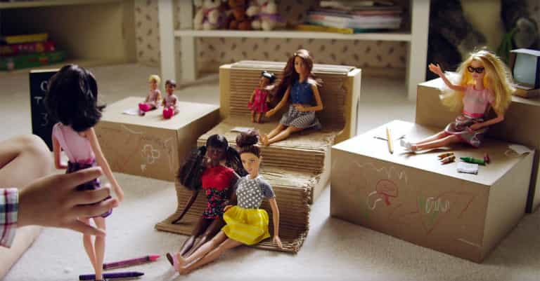 Barbie’s image gets a modern day makeover – and it’s pretty cool!) Barbie’s image gets a modern day makeover – and it’s pretty cool!)