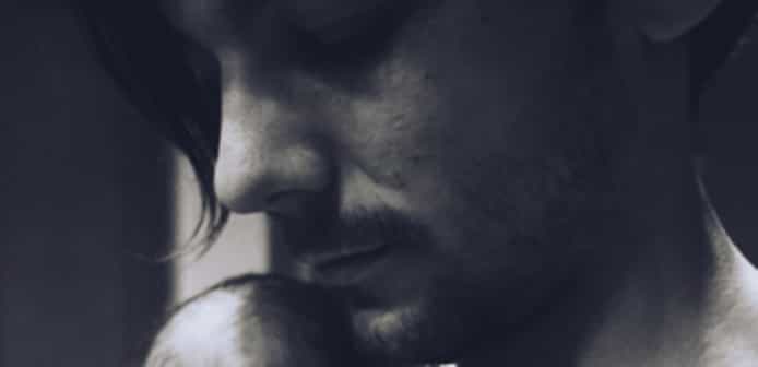 Louis Tomlinson reveals son’s name and first photo