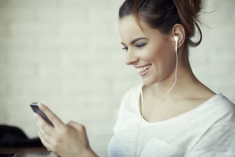 These Are The Songs Spotify Say You Should Listen To While Giving Birth