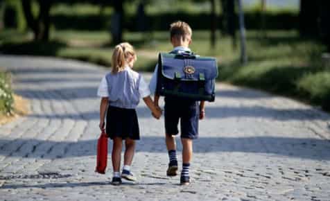 Parents in Dublin are warned about a man approaching a child