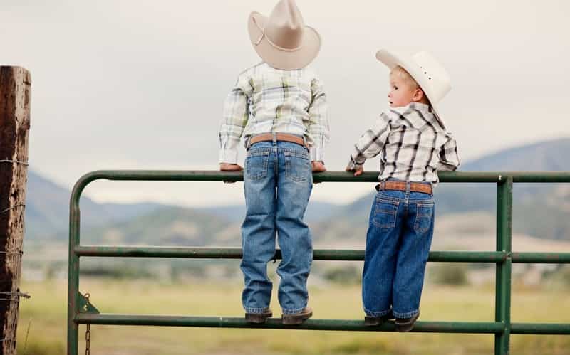 10 Tips To Keep Children Safe On The Farm