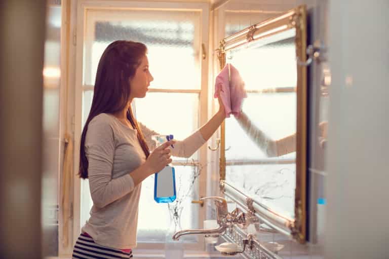 This mum has created a hilariously honest cleaning guide for mums (and it is SPOT on!)