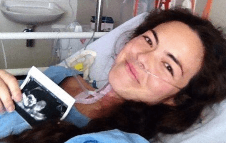 Mum-to-be and baby ‘fight for their lives’ after Crohn’s disease diagnosis