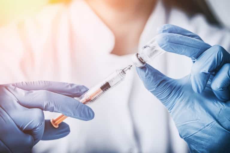 Doctors issue vaccine reminder as baby dies from whooping cough Doctors issue vaccine reminder as baby dies from whooping cough
