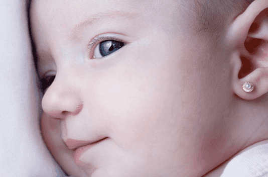 Mum’s request for advice on piercing baby’s ears doesn’t go down well