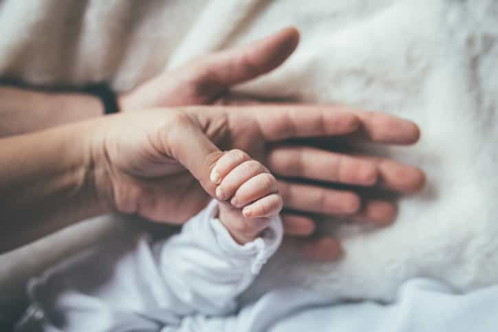 One woman’s difficult postpartum experience shows how vital maternity leave is