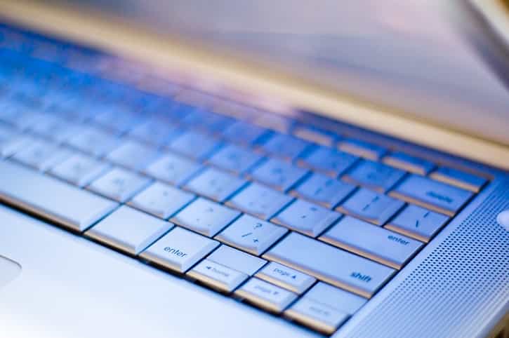 Dad asks daughter’s cyber bullies to come to her funeral