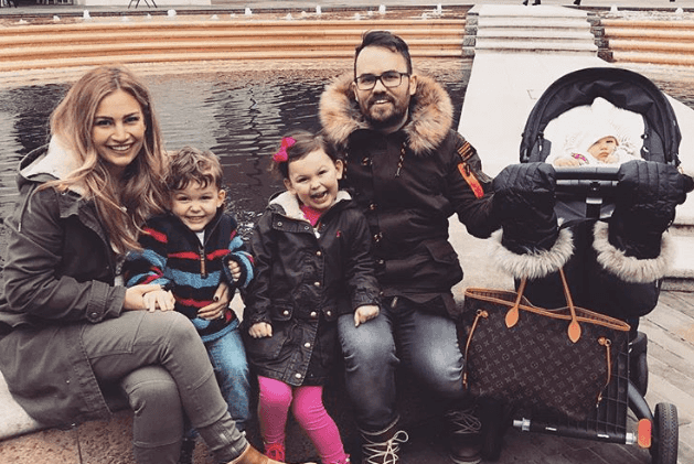 Huge congrats! Anna and Jonathan Saccone-Joly expecting fourth child together