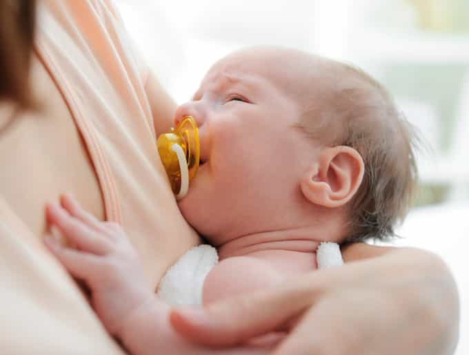 Mum asked to leave café because her baby was crying