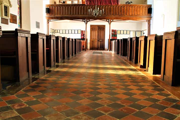 Wexford priest warns mass is ‘not optional’ for Confirmation parents