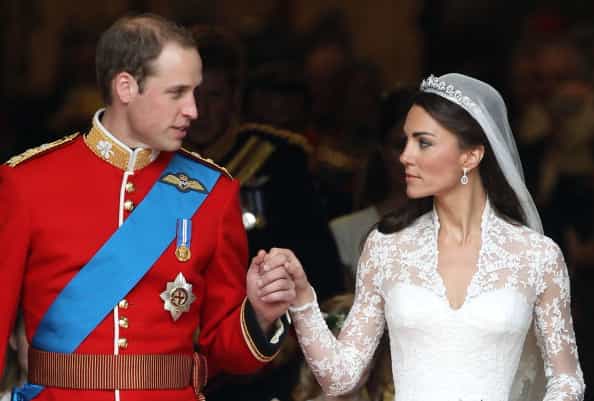 This wedding dress is like Kate Middleton’s gown but it’s only €160
