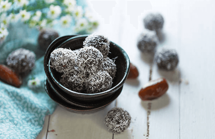 Healthy lunchboxes: 3 delicious energy balls even the kids will eat Healthy lunchboxes: 3 delicious energy balls even the kids will eat