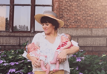 Mum-of-five posts photo of postpartum body to fight against pressure to ‘bounce back’