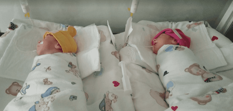 Dublin couple’s heartbreaking call for support to get their premature twins home to Ireland