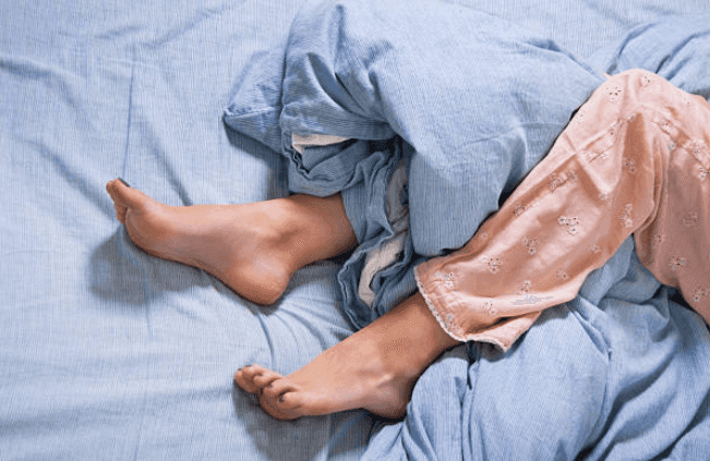 Here’s why sleeping with the fan on could be really bad for your health