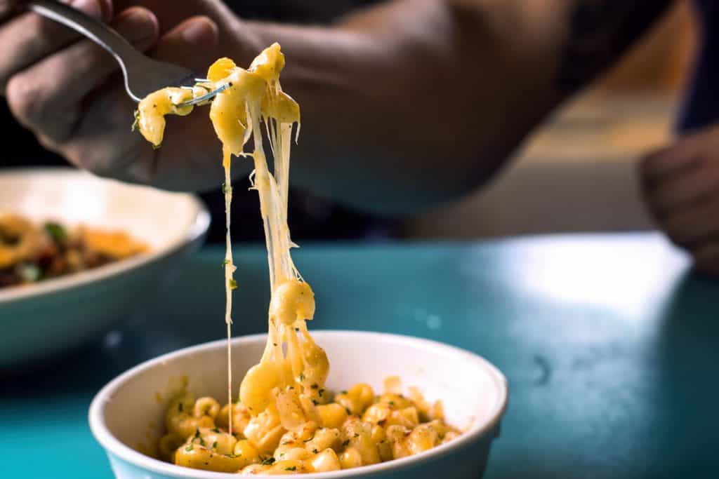9 things to add to your mac n cheese recipe to make it that little bit different