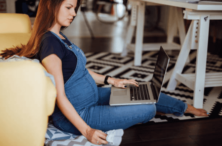 Mum asks if she should issue ultimatum to her husband about baby name