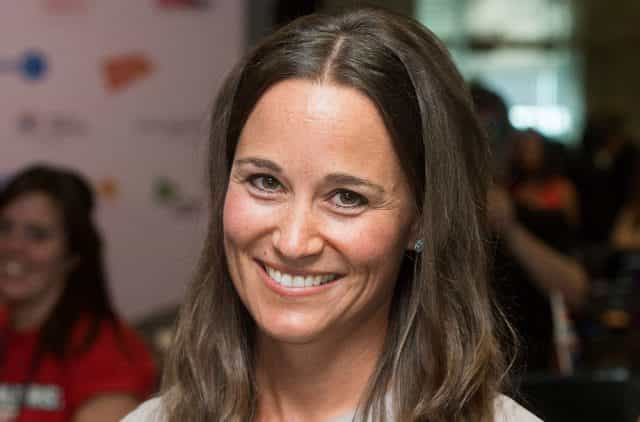 Pregnant Pippa Middleton just wore the most perfect swimsuit and it’s on SALE