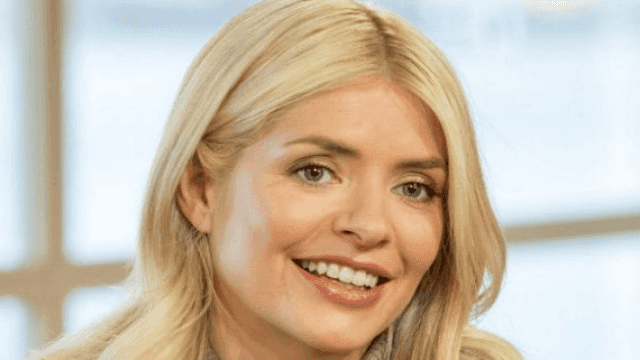 Holly Willoughby’s new dress is €1,000 and we are shocked