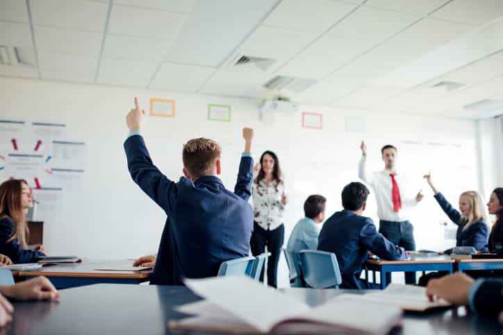 Sending a child to a secondary school costs €1,200 on average