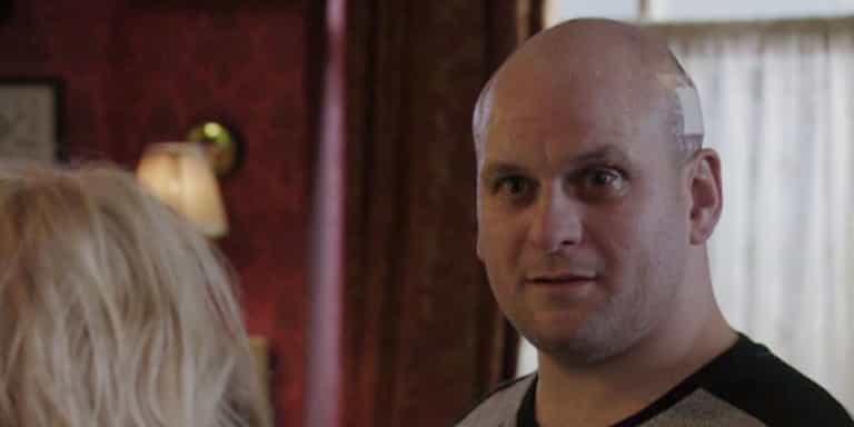 We don’t know how the producers missed this silly blunder on EastEnders last night