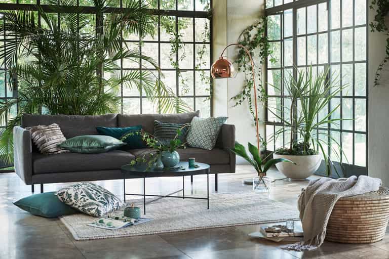 We have selected our 10 favourite buys from the H&M Home sale (and they are FAB)
