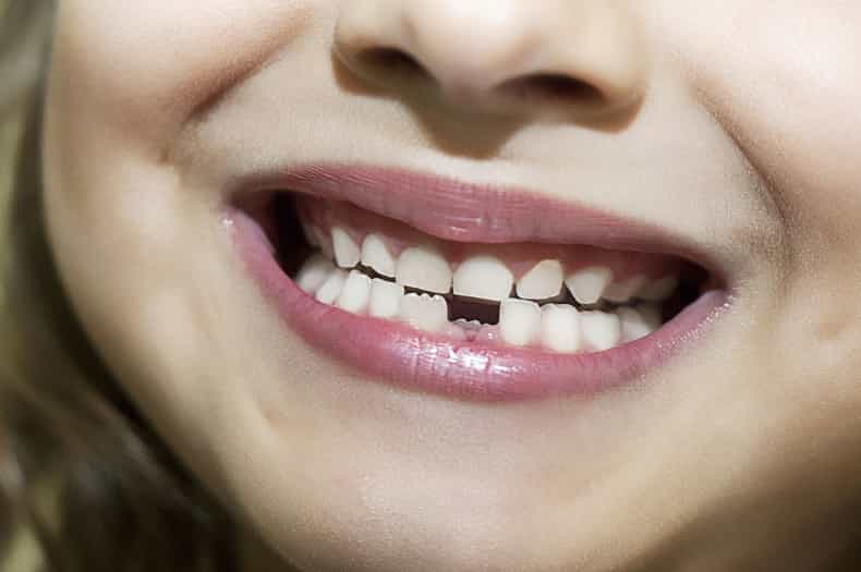 This 9-year-old just asked the tooth fairy to take a selfie to “prove she is real”
