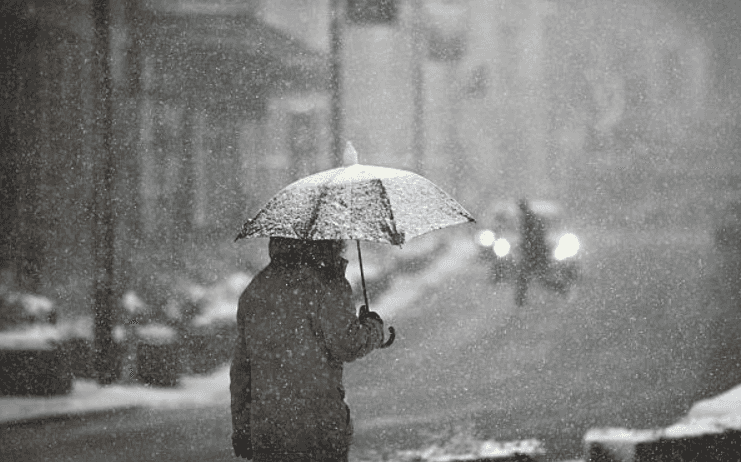 Met Éireann say wintry showers and frost will take over the country tomorrow