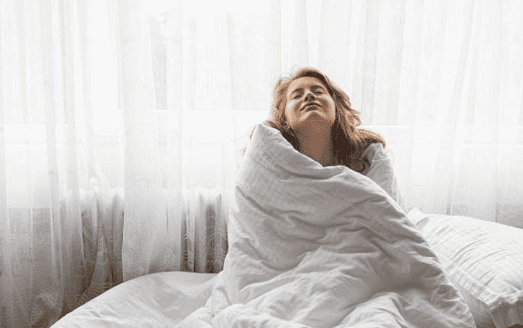 This woman is marrying her duvet because it gives ‘the best hugs’