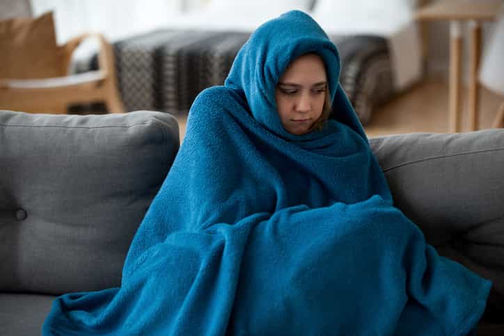 Apparently, this is the reason why women feel the cold more than men do Apparently, this is the reason why women feel the cold more than men do