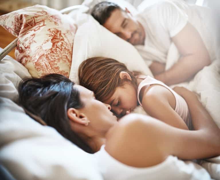 Study reveals that women need more sleep than men, and we knew it