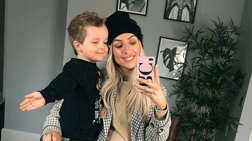 Rosie Connolly just shared an adorable snap of her son meeting his new baby sister