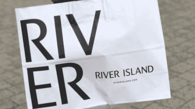 The flattering €40 River Island top that will instantly update your spring wardrobe