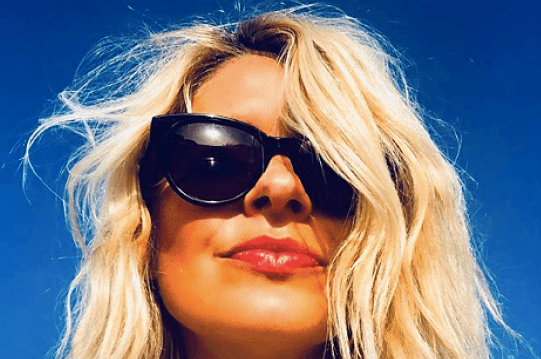 Holly Willoughby’s latest dress would be just gorgeous for a special occasion