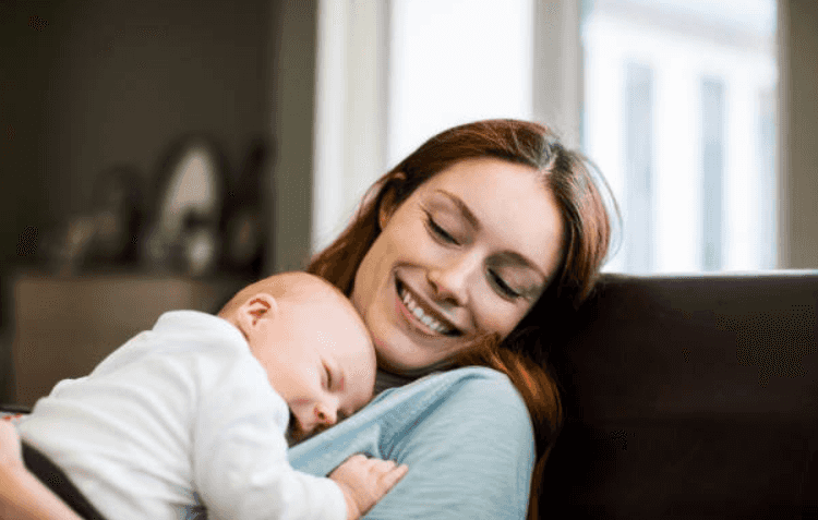 People who are cuddled as babies grow up to be happier adults, says study