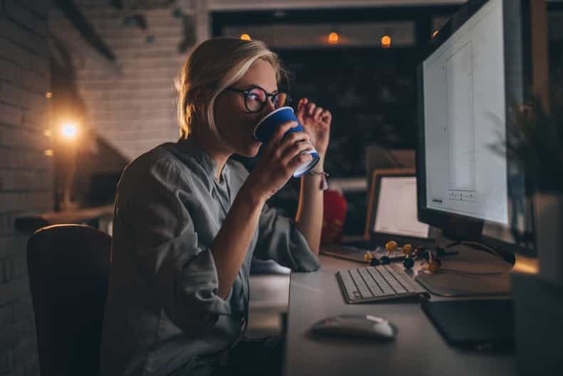 New research suggests risk of miscarriage increases when pregnant women work night shifts