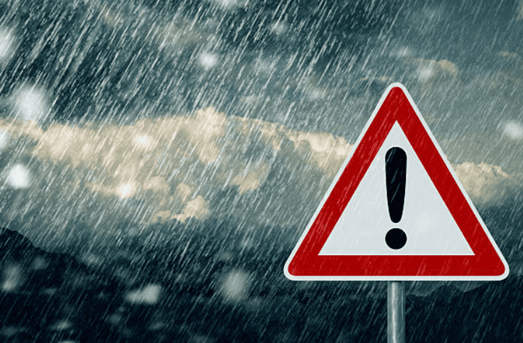 Met Éireann has issued a snow and ice warning for Donegal