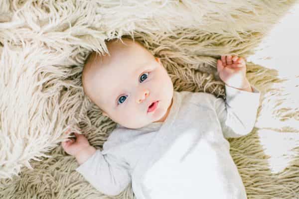 12 extremely stimulating and fun activities to do with your baby